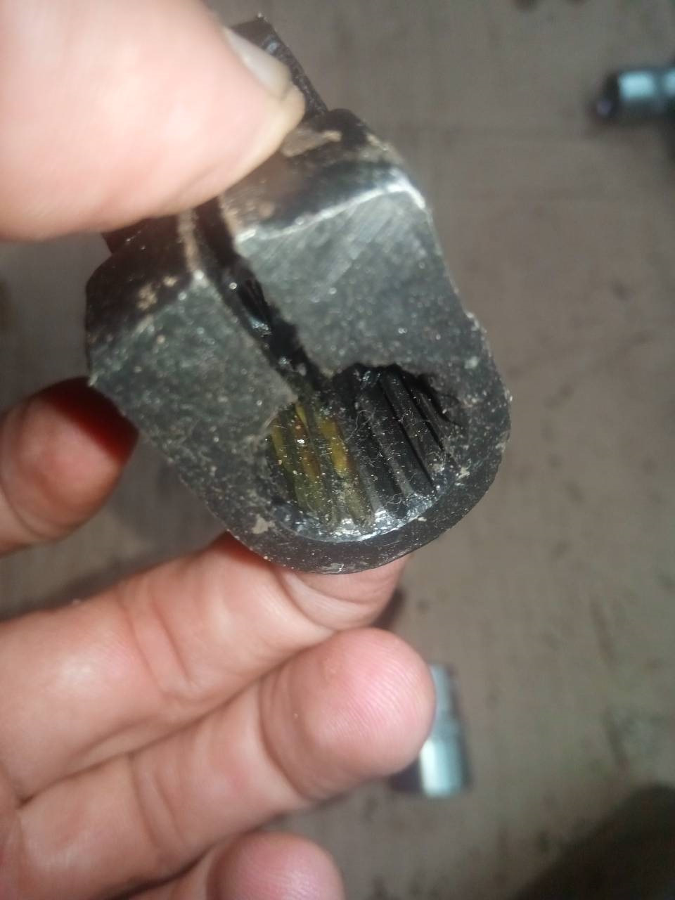 новая часть со шлицами — УАЗ 315195 Hunter