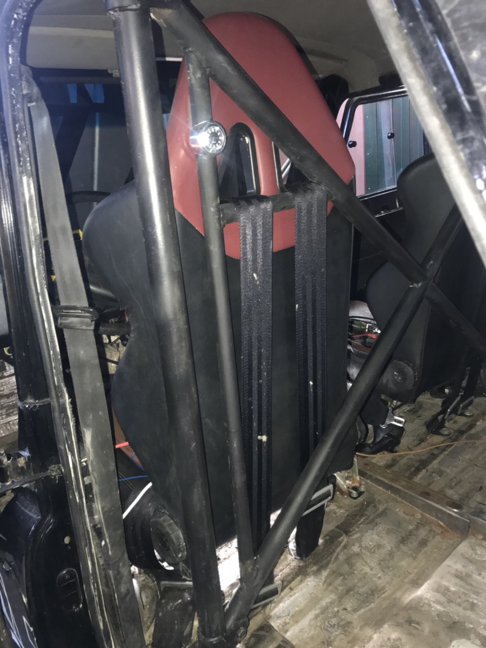 Фото в бортжурнале УАЗ 315195 Hunter