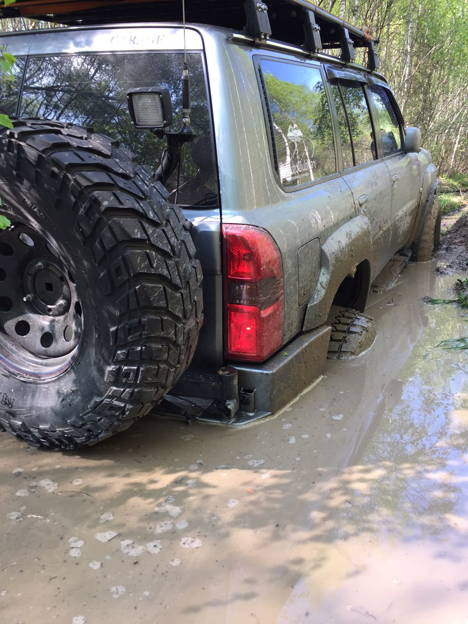 Фото в бортжурнале Nissan Patrol GR II (Y61)