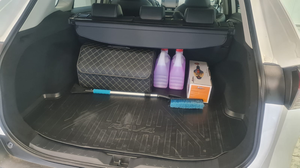 Фото в бортжурнале Toyota RAV4 (5G)