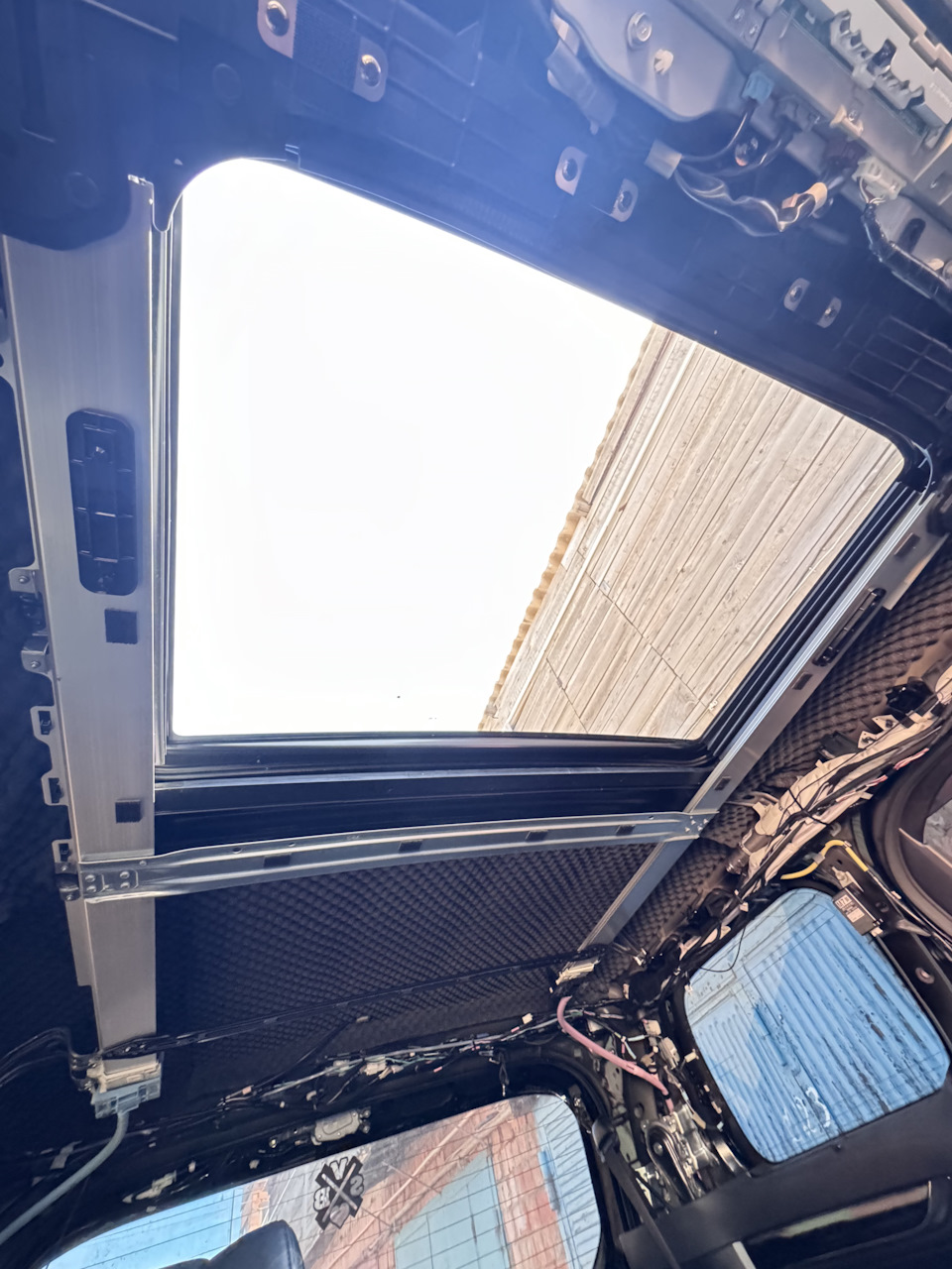 Ну он и не отказался ) — Toyota Vellfire (2G)