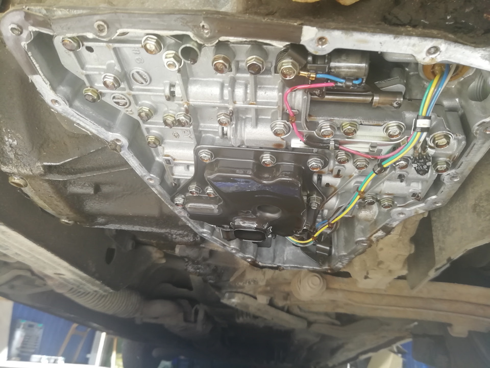 А вот и потроха показались 😊 — Nissan Maxima QX (A32)