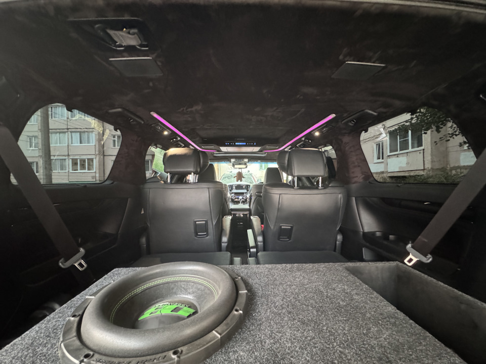 Фото в бортжурнале Toyota Vellfire (2G)