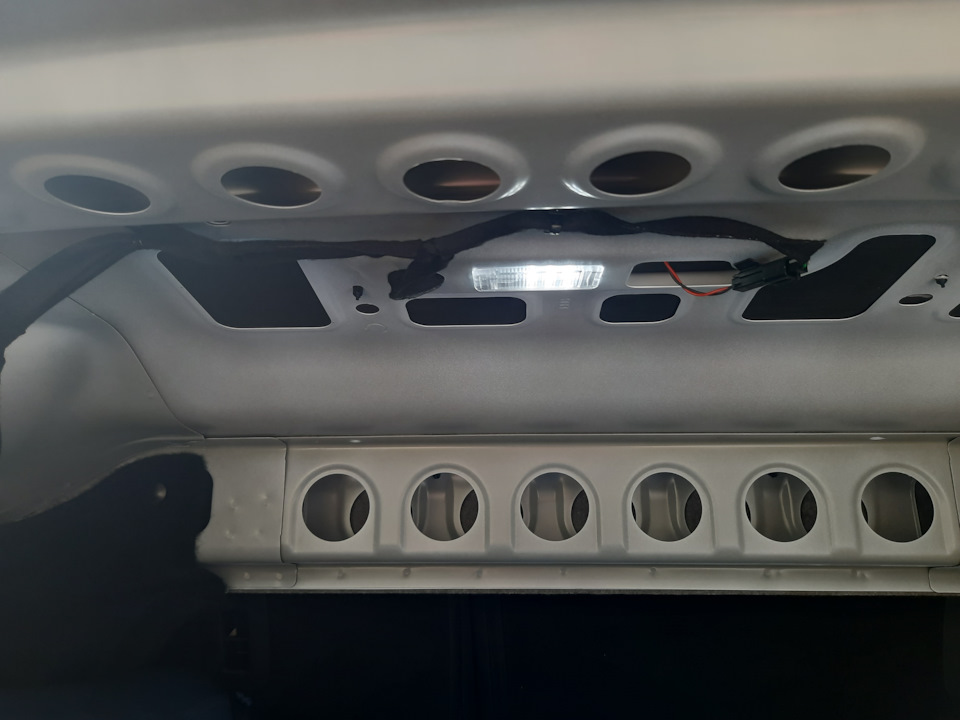 Ставится и подключается элементарно. — Lada Vesta (NG)