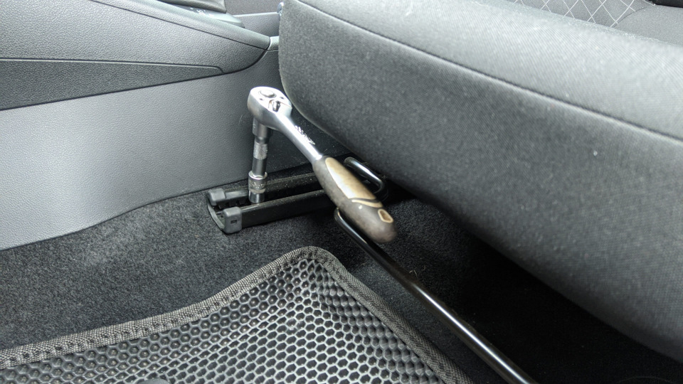 Фото в бортжурнале Skoda Rapid (2G)