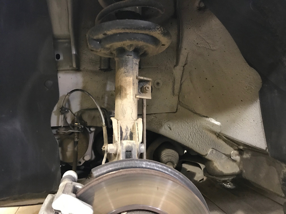 Фото в бортжурнале Lada Vesta SW Cross (1G)